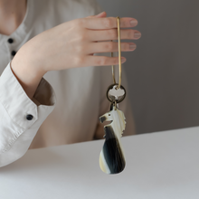 画像をギャラリービューアに読み込む, Shoe horn 靴べら <ウサギ>Rabbit(386 yellow horn)