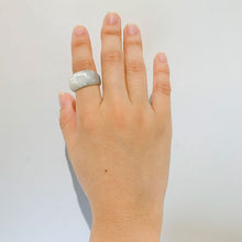 画像をギャラリービューアに読み込む, Dirocca Ring<ラウンド>R1(B71 milky white)