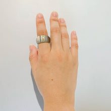 画像をギャラリービューアに読み込む, Dirocca Ring<ラウンド>R1(GEM33)