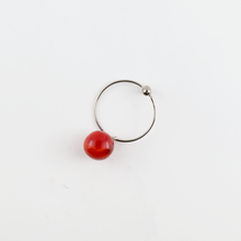 画像をギャラリービューアに読み込む, Earcuff イヤーカフ<ボール>(J71 red orange)