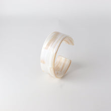 画像をギャラリービューアに読み込む, Bangle バングル<Flat>(A86 marble gold white)