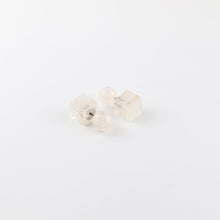 画像をギャラリービューアに読み込む, Reversible Pierced リバーシブルピアス(H60 white)