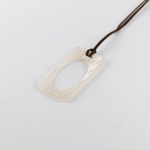画像をギャラリービューアに読み込む, Pendant Loupe ペンダントルーペ<LS3>(H60 white)