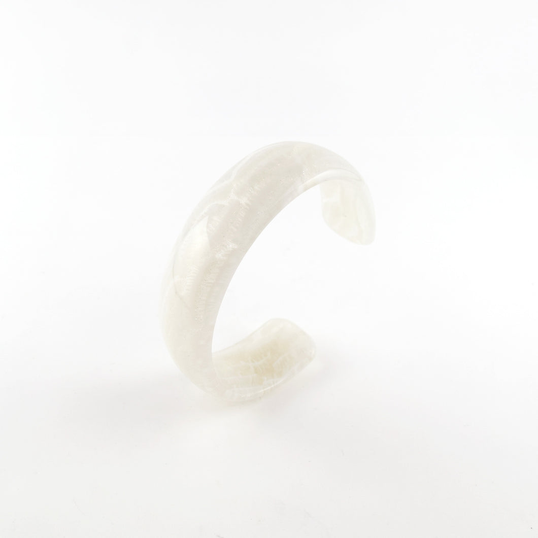 Bangle バングル＜Shell＞（CP5 romance white）