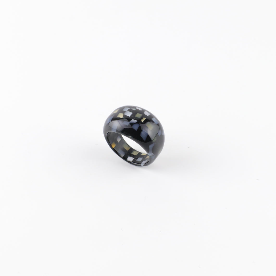 Dirocca Ring＜ラウンド＞R2（370 black raden）