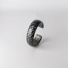 画像をギャラリービューアに読み込む, Bangle バングル＜Shell＞（370 black raden）
