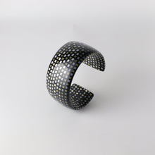 画像をギャラリービューアに読み込む, Bangle バングル＜Wide＞（370 black raden）
