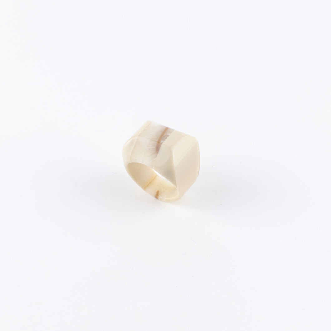 Dirocca Ring＜スクエア＞S2（GEM29）