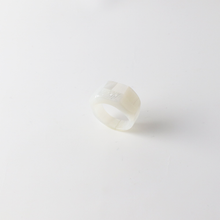 画像をギャラリービューアに読み込む, Dirocca Ring＜スクエア＞S1 （B71 milky white）
