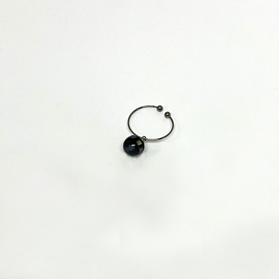 Earcuff イヤーカフ＜ボール＞（370 black raden）